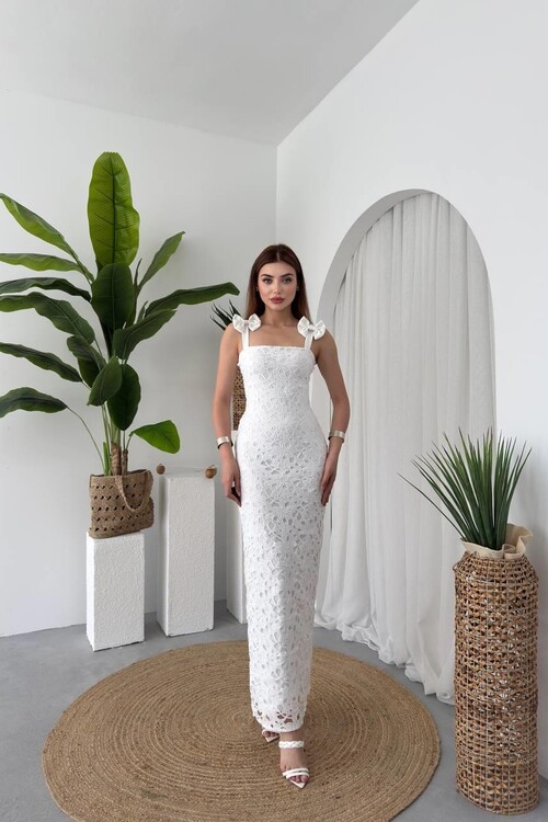 Egra Fiyonk Detaylı Elbise