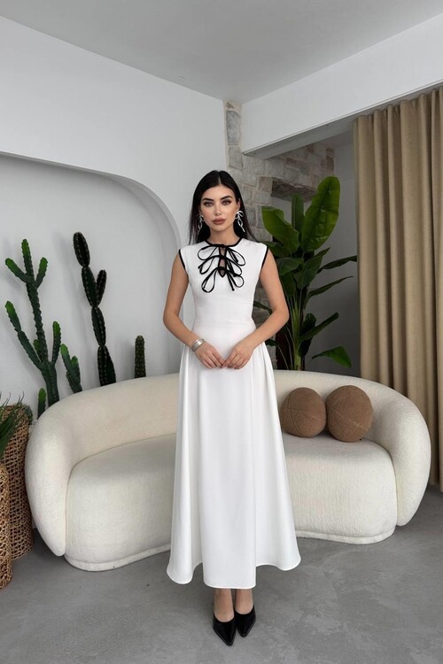 Eros Fiyonk Detaylı Elbise