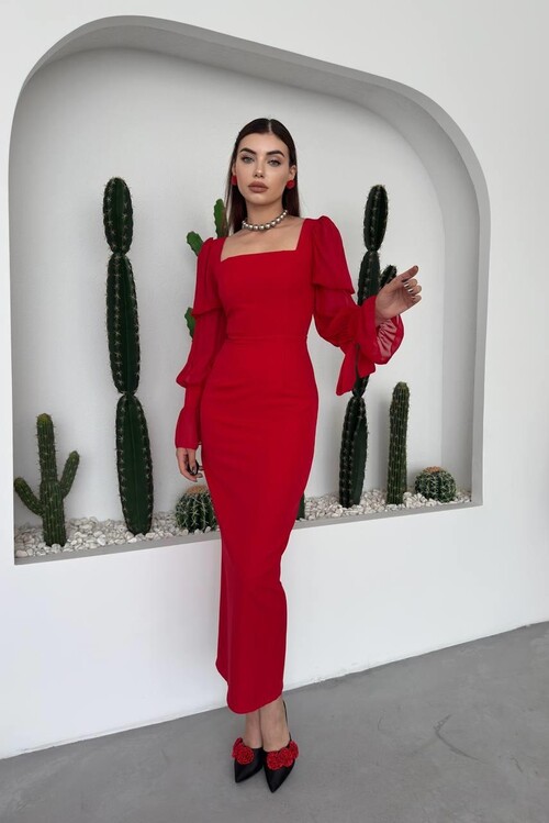 Hare Kolları Fırfır Detaylı Elbise