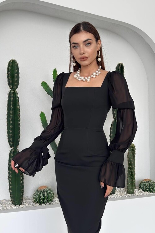 Hare Kolları Fırfır Detaylı Elbise