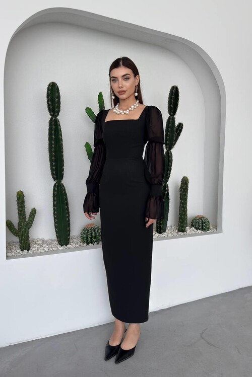 Hare Kolları Fırfır Detaylı Elbise