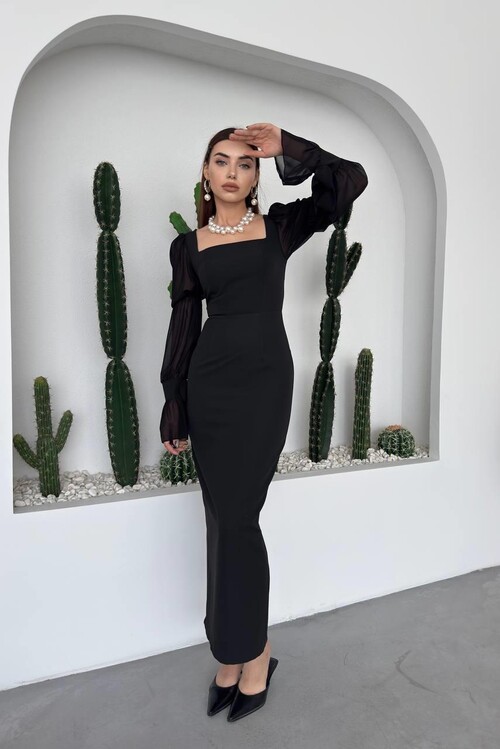 Hare Kolları Fırfır Detaylı Elbise