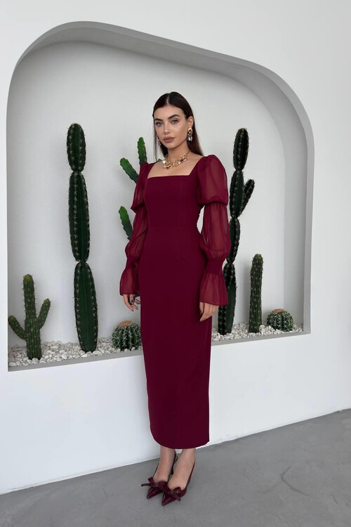 Hare Kolları Fırfır Detaylı Elbise