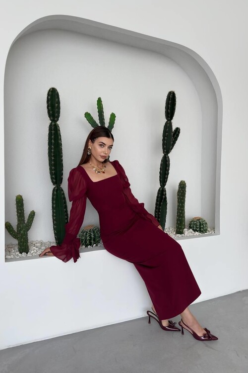 Hare Kolları Fırfır Detaylı Elbise