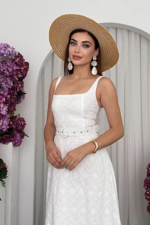 Hure Kemer Detaylı Elbise