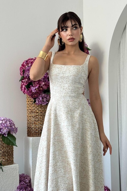 Kalf Çiçek Detaylı Elbise