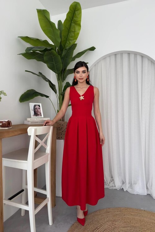 Late Yıldız Detaylı Elbise