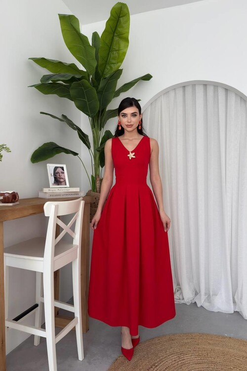 Late Yıldız Detaylı Elbise