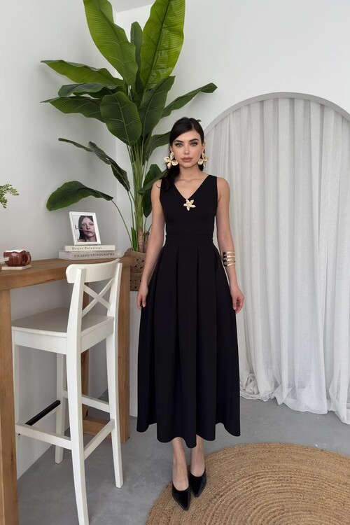 Late Yıldız Detaylı Elbise