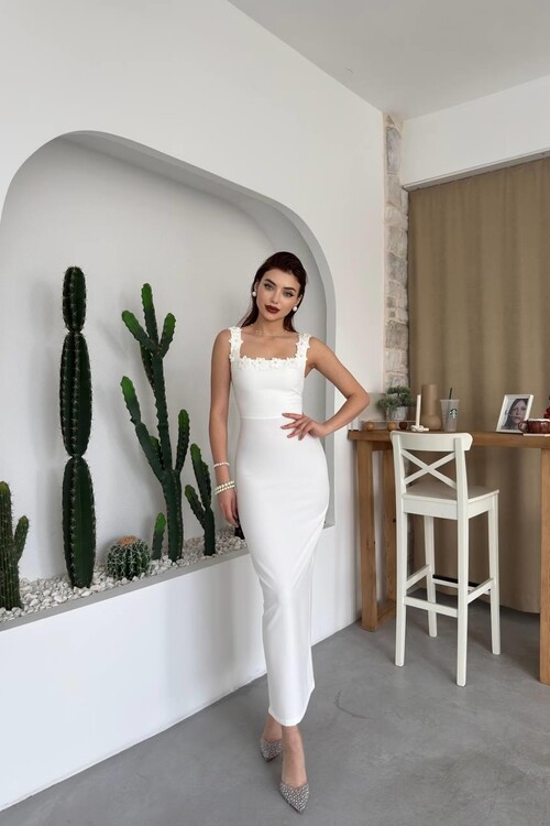 Ming Flower Detailed Dress