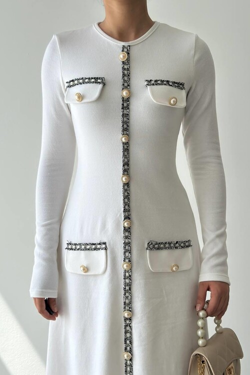 Orla Düğme Detaylı Elbise