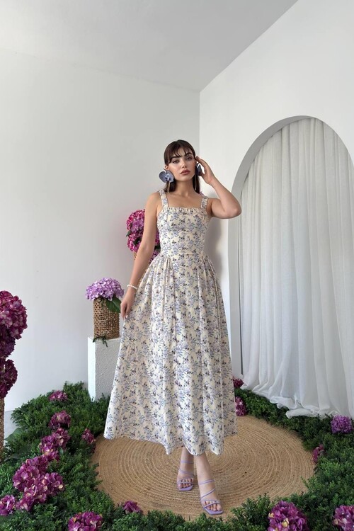 Pou Büzgülü Elbise