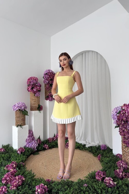 Steel Fiyonk Detay Elbise