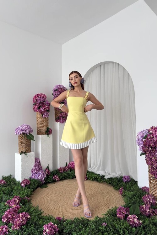 Steel Fiyonk Detay Elbise