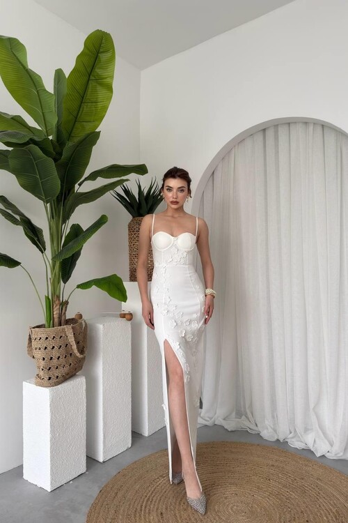 Stor Gül Detaylı Elbise