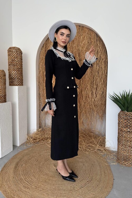 Stro Dantel Detaylı Elbise