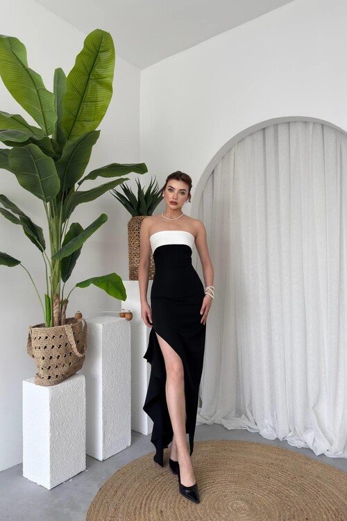 Terk Yırtmaç Detaylı Elbise