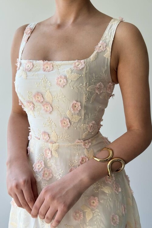 Tufe Flower Detailed Dress