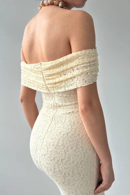 Uyef Straplez Elbise