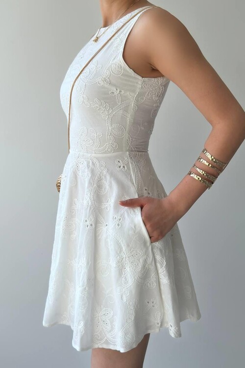 Vess Pocket Detailed Dress