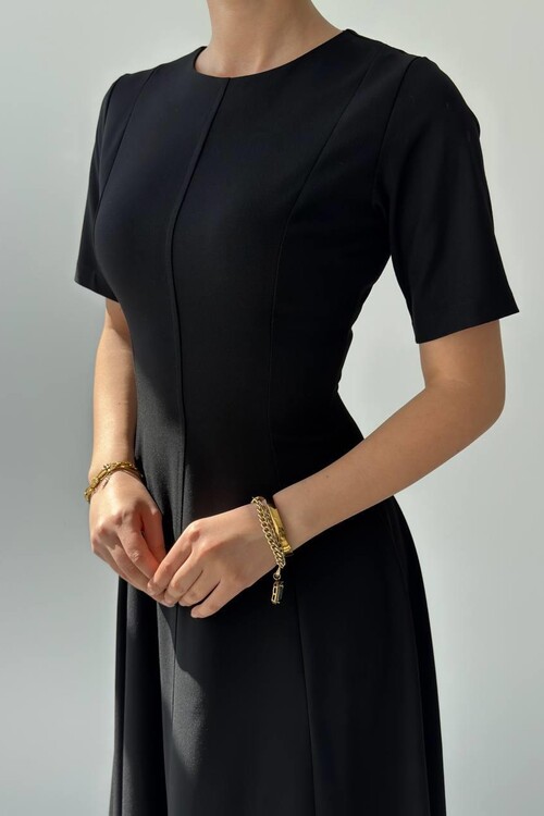 Wera Pliseli Midi Elbise