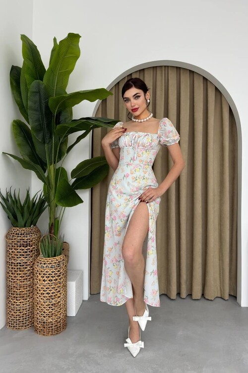 Zeze Balloon Sleeve Dress