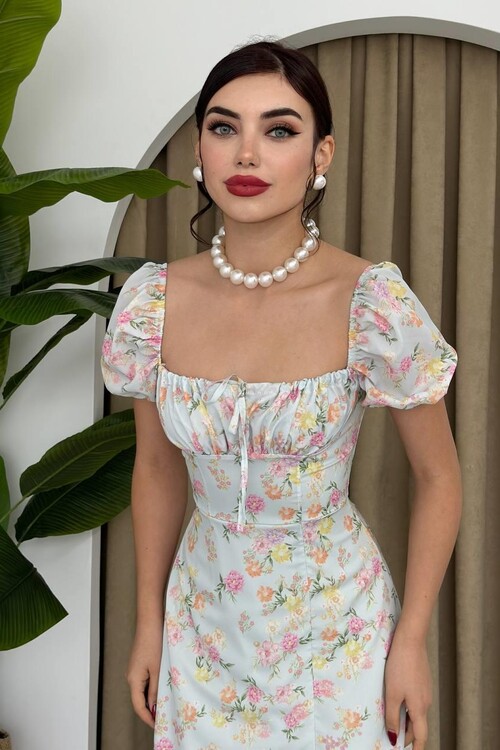 Zeze Balloon Sleeve Dress