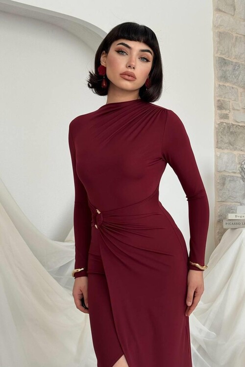 Baggy Broş Detaylı Elbise