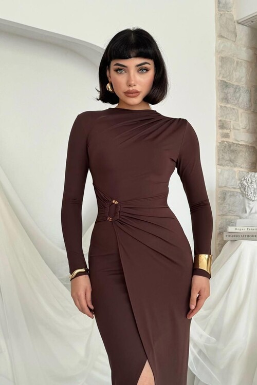 Baggy Broş Detaylı Elbise