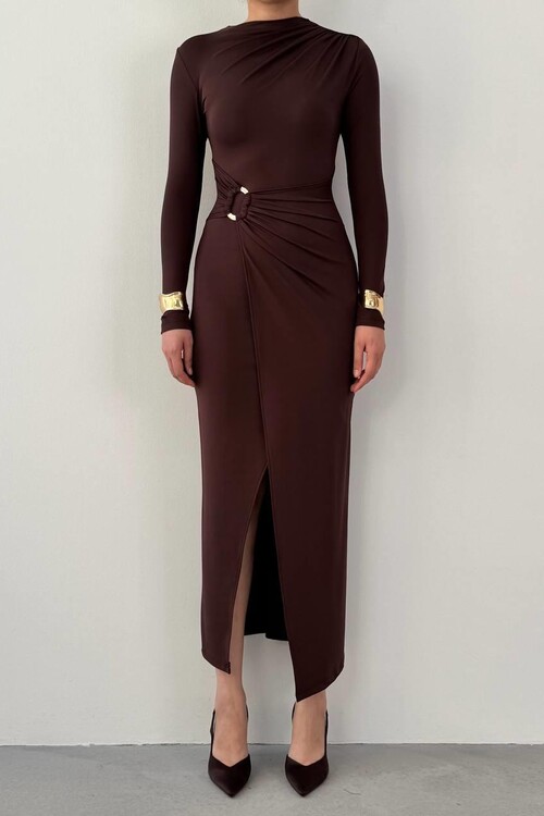 Baggy Broş Detaylı Elbise