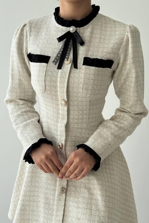 Ersax Broş Detaylı Elbise