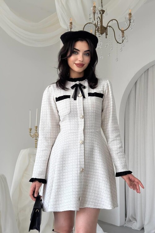 Ersax Broş Detaylı Elbise