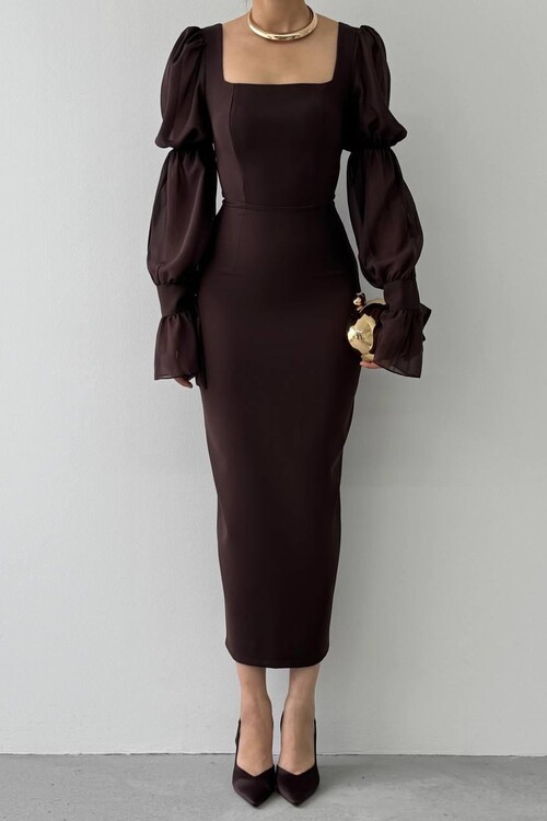 Hare Kolları Fırfır Detaylı Elbise