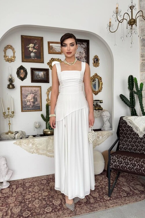 Luen Yırtmaç Detaylı Elbise