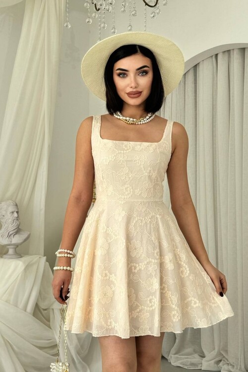 Lyro Çiçek Nakışlı Elbise