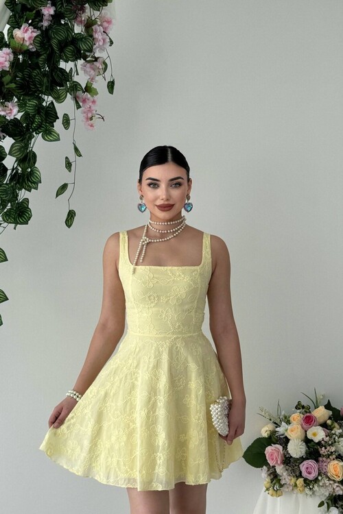 Lyro Çiçek Nakışlı Elbise