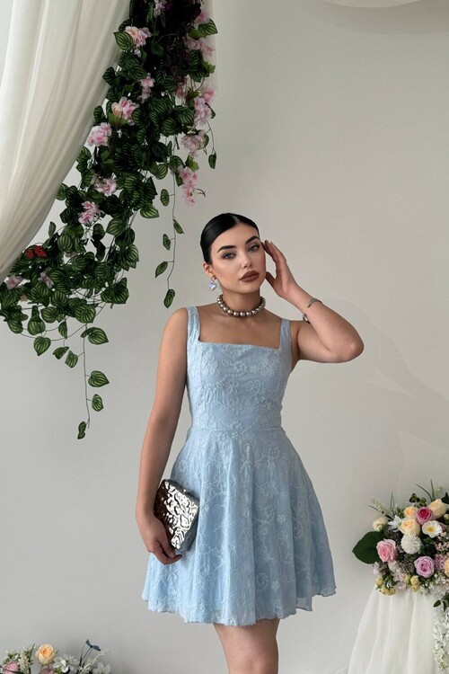 Lyro Çiçek Nakışlı Elbise