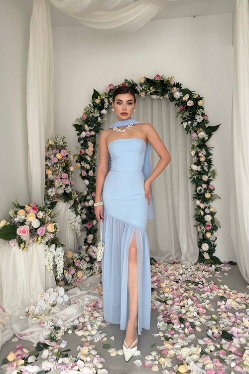 Manen Şal Detaylı Elbise