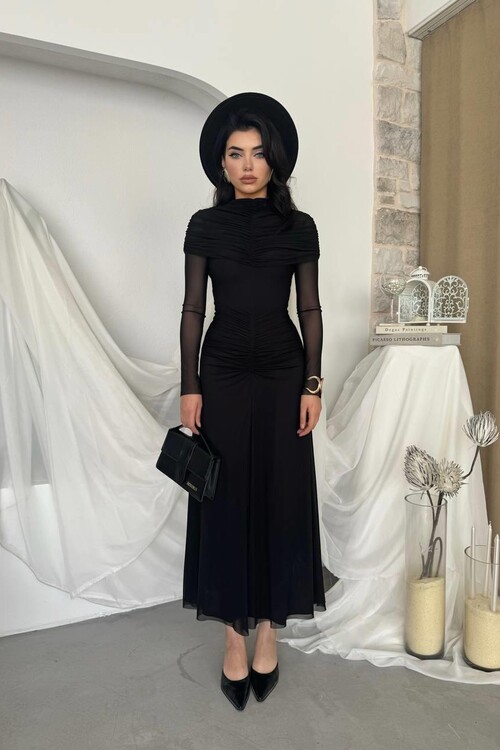 Novia Büzgülü Elbise