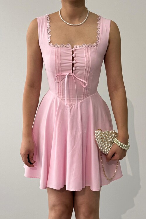 Nuklu Düğme Detaylı Elbise