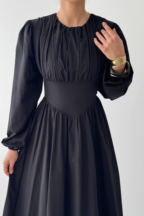 Overa Korsaj Detaylı Elbise