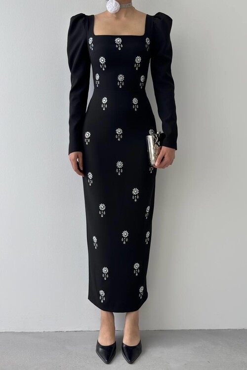 Pera Taş Detaylı Elbise