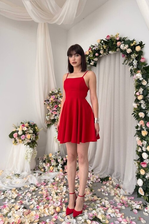 Pole İp Askılı Elbise