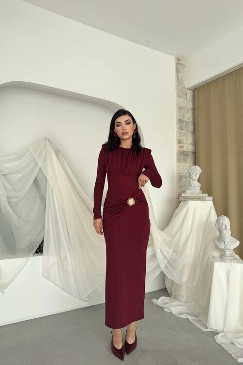 Rıva Broş Detaylı Elbise