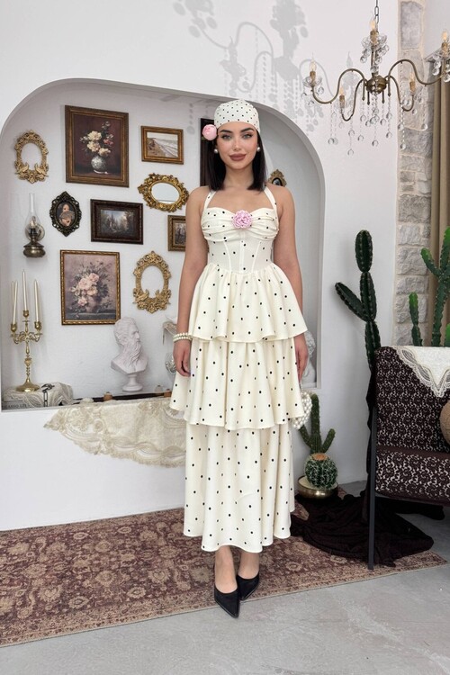 Sernu Gül Detaylı Elbise