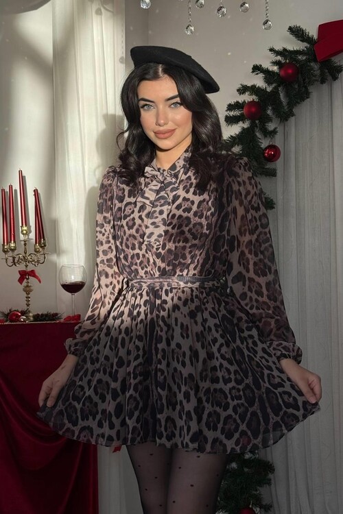 Tepa Fiyonk Detay Elbise