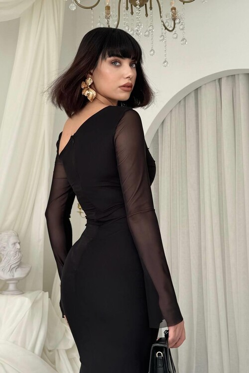 Vesso Broş Detaylı Elbise