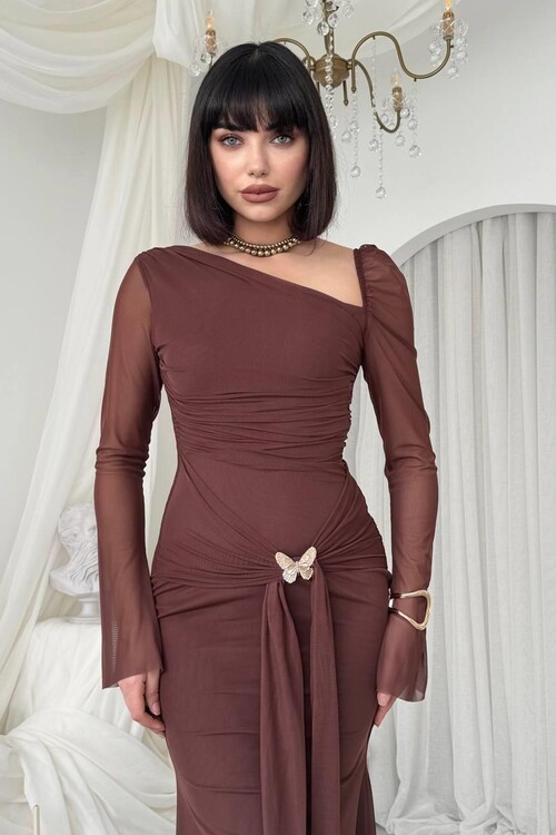 Vesso Broş Detaylı Elbise