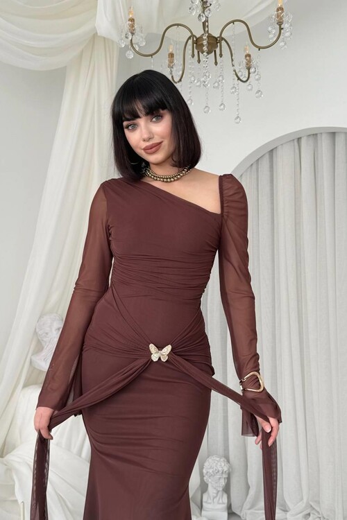 Vesso Broş Detaylı Elbise