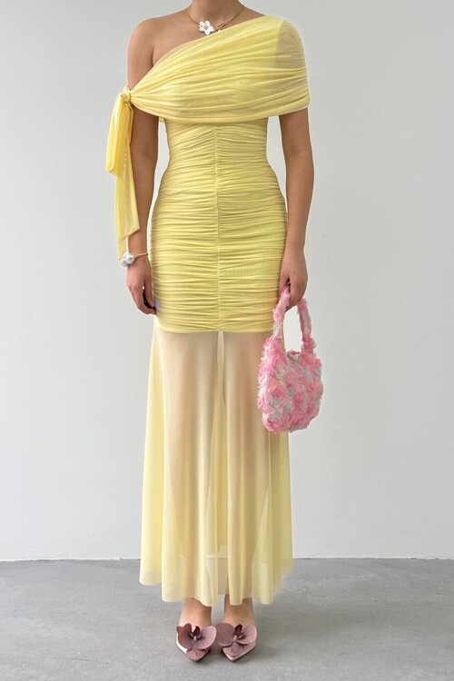 Yenel Shoulder Tie Detail Dress